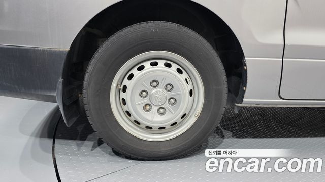 Hyundai Starex Новый Van 5-Seater Style - фото 4