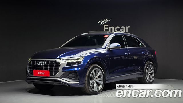 Audi Q8 50 TDI Quattro Premium - фото 0