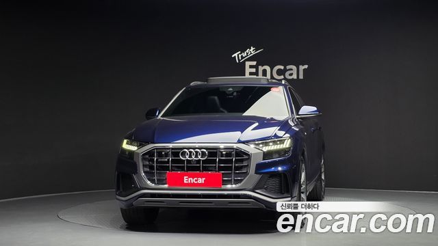 Audi Q8 50 TDI Quattro Premium - фото 2