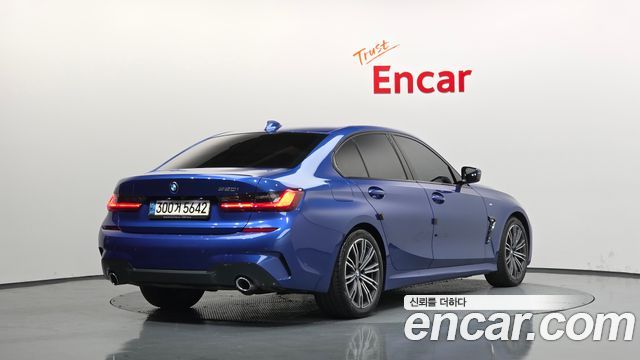 BMW 3-Series G20 320i M Sport - фото 1