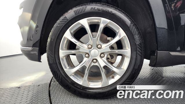 Jeep Cherokee 3.6 Summit WK2 - фото 4