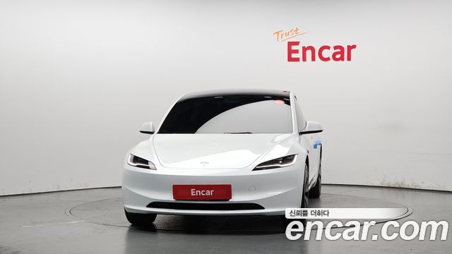 Tesla Model 3 RWD - фото 2