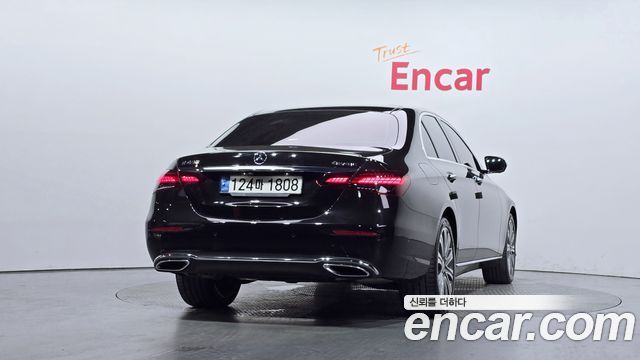 Mercedes-Benz E-Class W213 E450 4MATIC Exclusive - фото 3