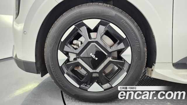Kia Carnival Новый 4-го поколения Gasoline 7-Seater Signature - фото 4