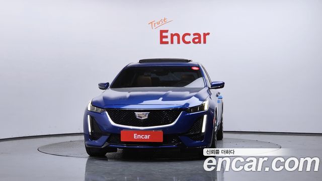 Cadillac CT5 2.0 Sport - фото 2