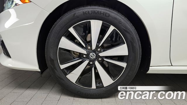 Nissan Altima L34 2.5 Special Edition - фото 4