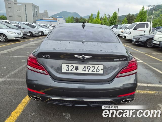 Genesis G70 3.3T Sport AWD Prestige - фото 3