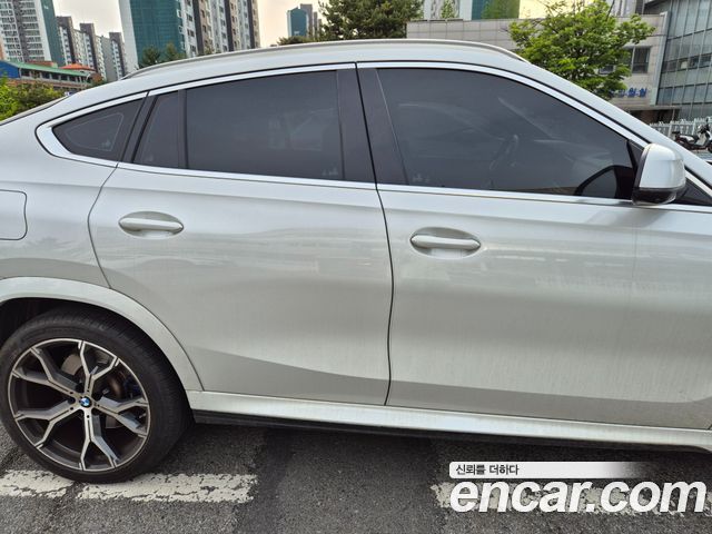 BMW X6 G06 xDrive40i M Sport - фото 3