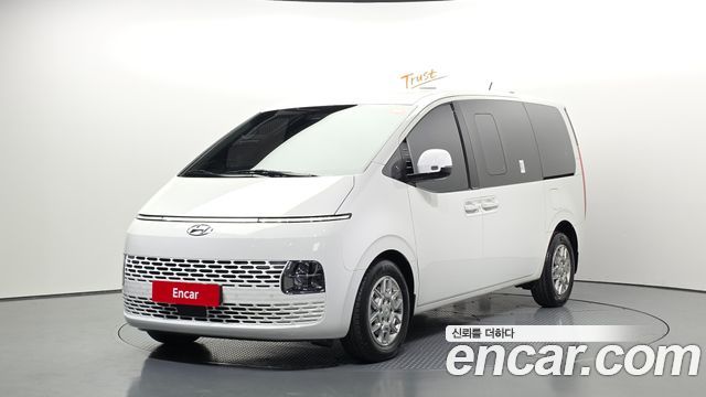 Hyundai Staria Cargo 5-Seater Modern - фото 0