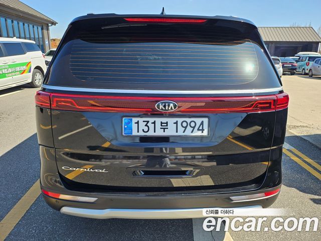 Kia Carnival 4-го поколения 9-Seater Prestige - фото 4
