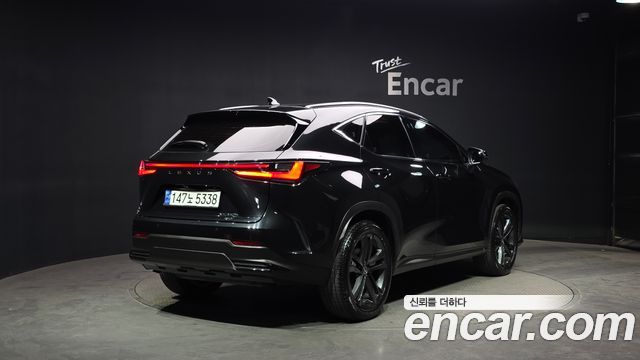 Lexus NX 2-го поколения Premium - фото 1