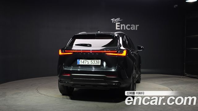Lexus NX 2-го поколения Premium - фото 3