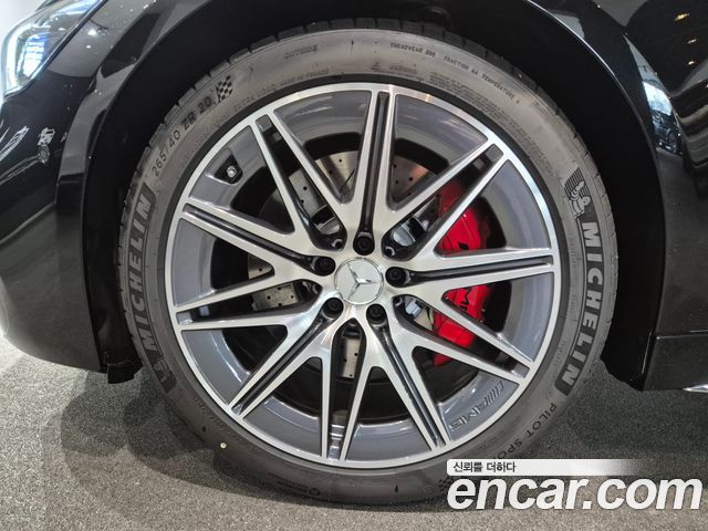 Mercedes-Benz AMG GT 4Door 43 4MATIC+ - фото 4