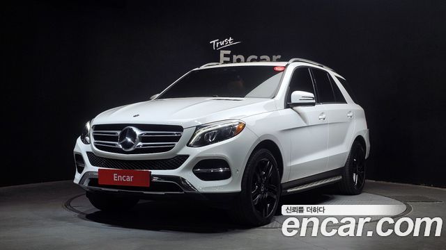 Mercedes-Benz GLE-Class W166 GLE350 d 4MATIC - фото 0