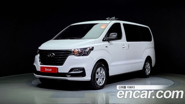 Hyundai Starex Новый 4WD Wagon 11-Seater Smart - фото 0