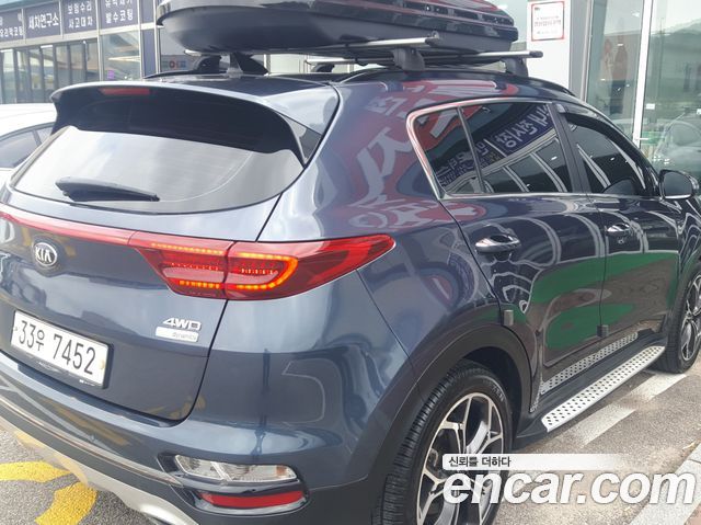 Kia Sportage Diesel 2.0 4WD Inteligent - фото 1