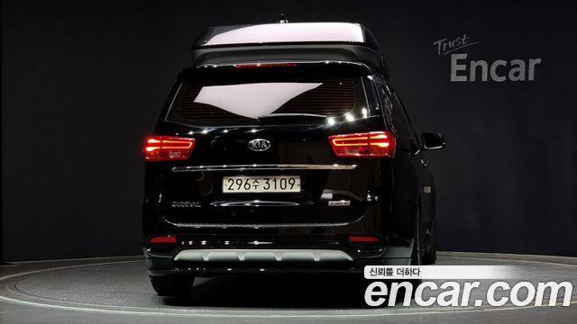 Kia Carnival Новый 9-Seater Hi-Limousine Luxury - фото 3