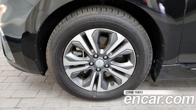 Kia Carnival Новый 9-Seater Hi-Limousine Luxury - фото 4