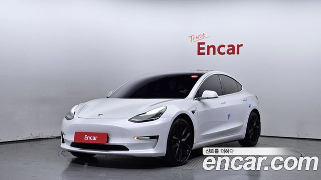 Tesla Model 3 Long Range AWD - фото 0