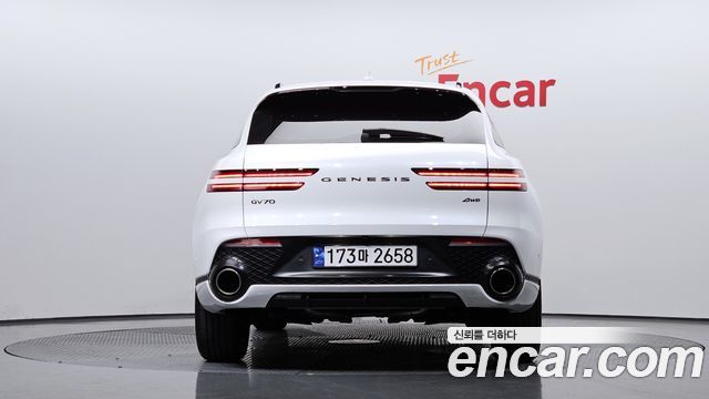 Genesis GV70 2.5T Gasoline AWD - фото 3