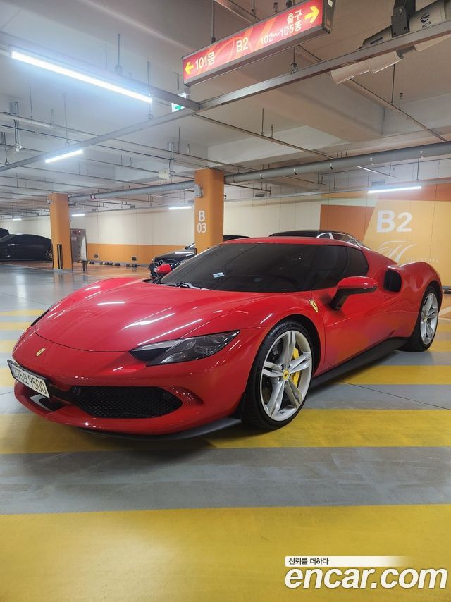 Ferrari 296 GTB 3.0 V6 - фото 0