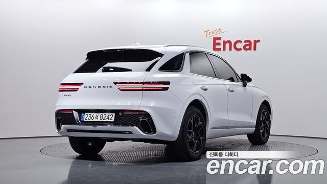 Genesis GV70 2.5T Gasoline 2WD - фото 1