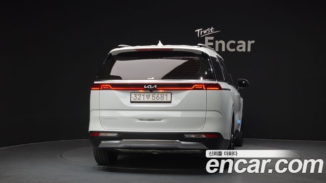 Kia Carnival 4-го поколения Gasoline 9-Seater Signature - фото 3
