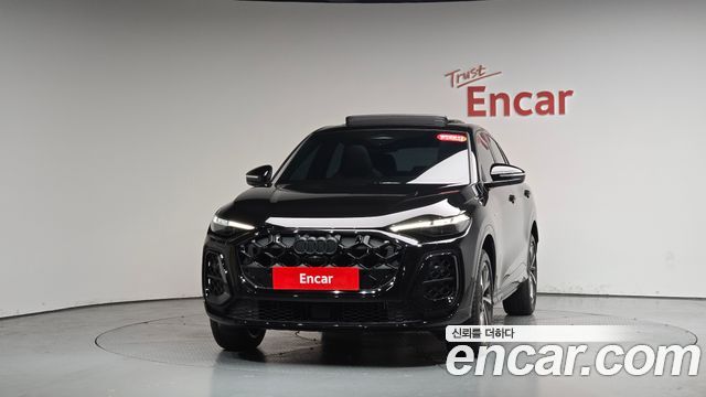 Audi Q5 40 TFSI 콰트로 S Line Sportback - фото 1