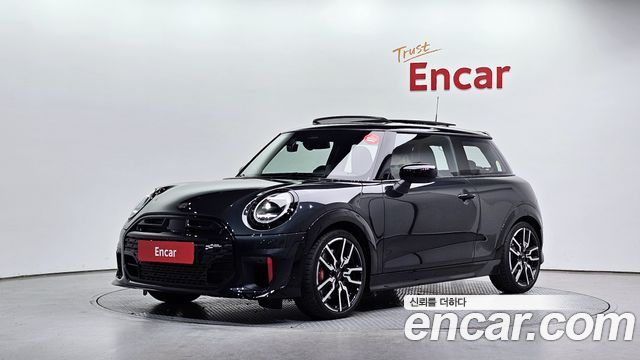 Mini Cooper 4-го поколения JCW - фото 0