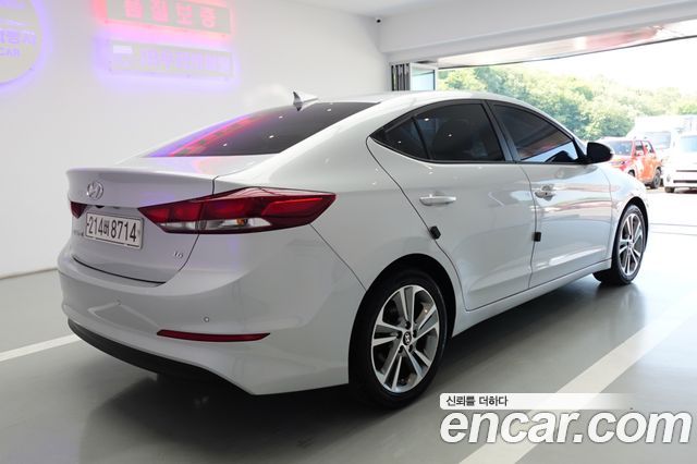 Hyundai Avante AD 1.6 GDI Value Plus - фото 4