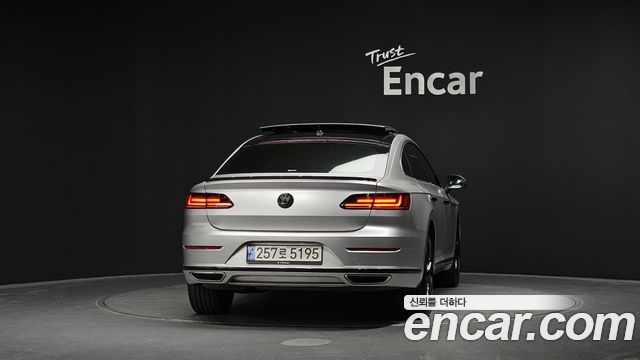 Volkswagen Arteon 2.0 TDI Premium - фото 3