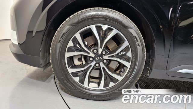 Kia Carnival 4-го поколения 9-Seater Noblesse - фото 4