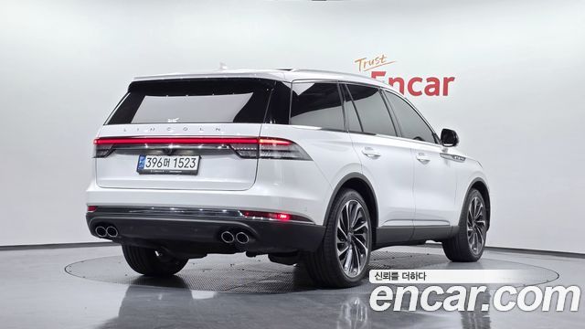 Lincoln Aviator 2-го поколения 3.0 Reserve AWD - фото 1