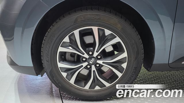 Kia Carnival 4-го поколения 9-Seater Prestige - фото 4