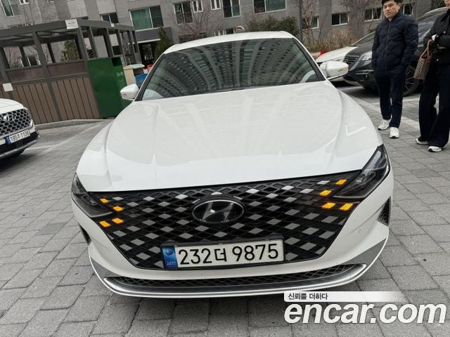 Hyundai Grandeur Новый IG, гибрид Calligraphy - фото 0