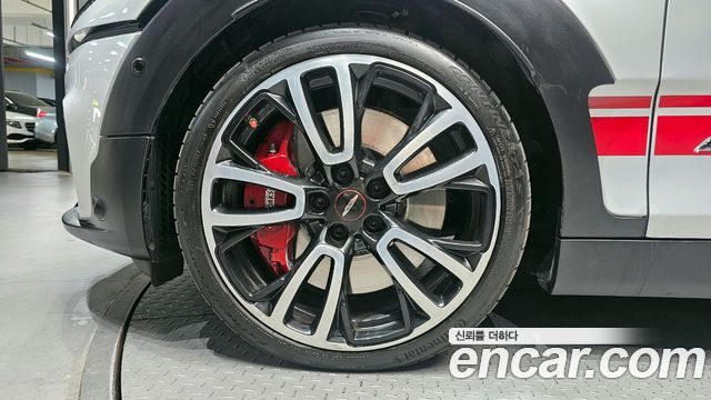 Mini Clubman JCW 2nd Gen - фото 4