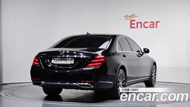 Mercedes-Benz S-Class W222 S560eL - фото 1