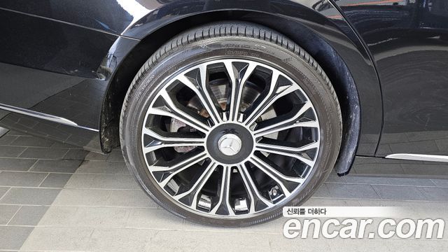 Mercedes-Benz S-Class W222 S560eL - фото 4