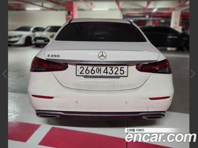 Mercedes-Benz E-Class W213 E250 Avantgarde - фото 1