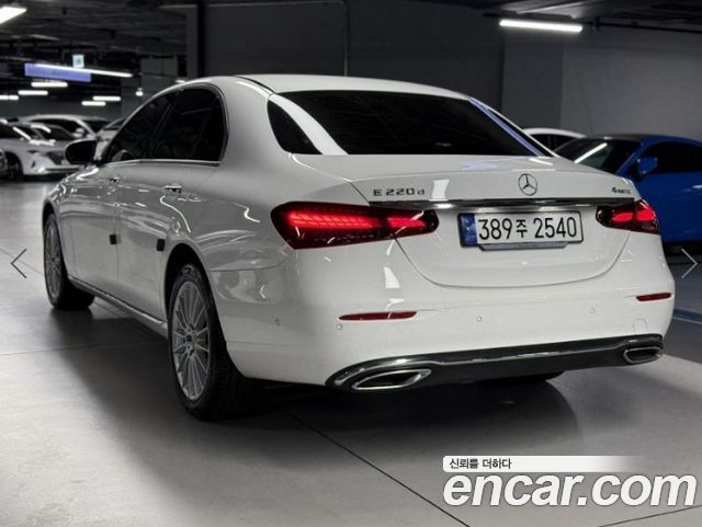 Mercedes-Benz E-Class W213 E220d 4MATIC Exclusive - фото 2