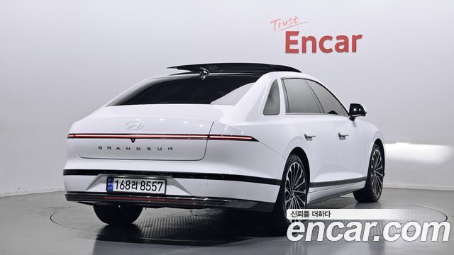 Hyundai Grandeur GN7, гибрид Calligraphy - фото 1