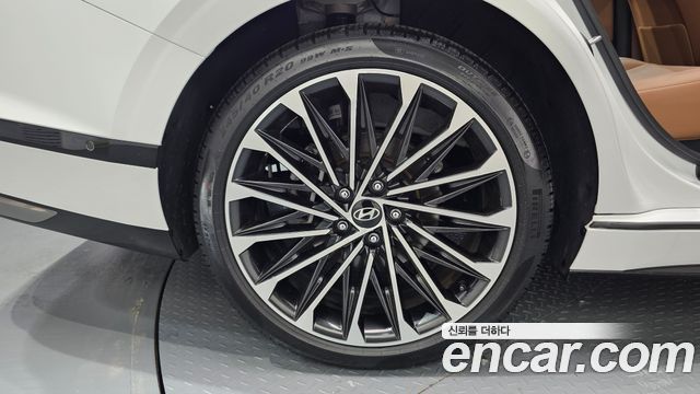 Hyundai Grandeur GN7, гибрид Calligraphy - фото 4