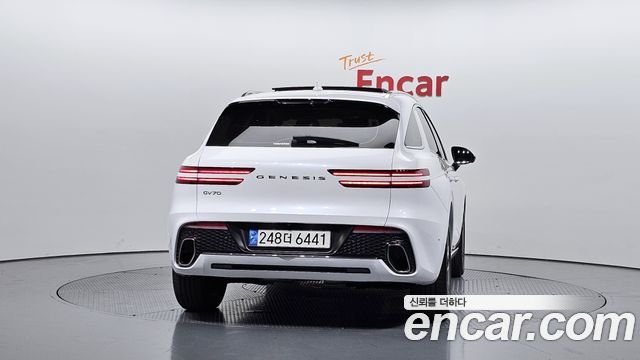 Genesis GV70 2.5T Gasoline 2WD - фото 3