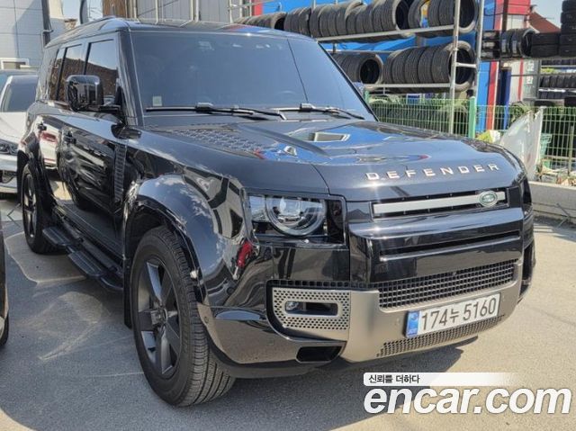 Land Rover Defender L663 110 D300 X-Dynamic HSE - фото 1