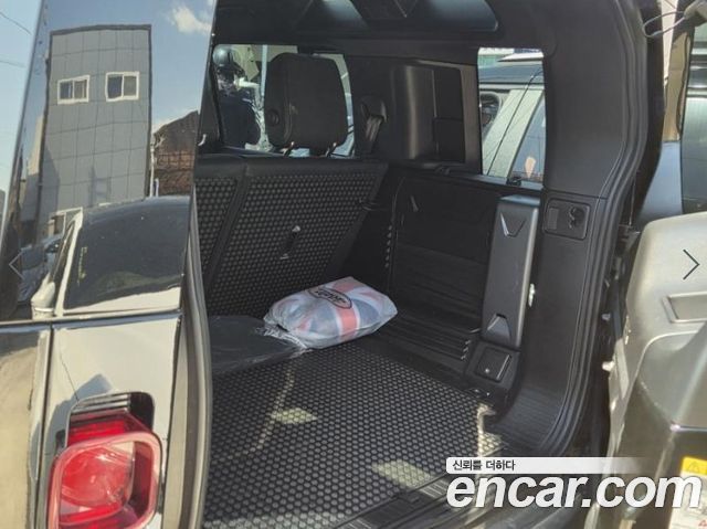 Land Rover Defender L663 110 D300 X-Dynamic HSE - фото 3