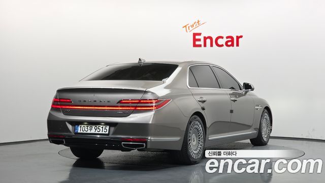 Genesis G90 5.0 AWD Prestige - фото 1