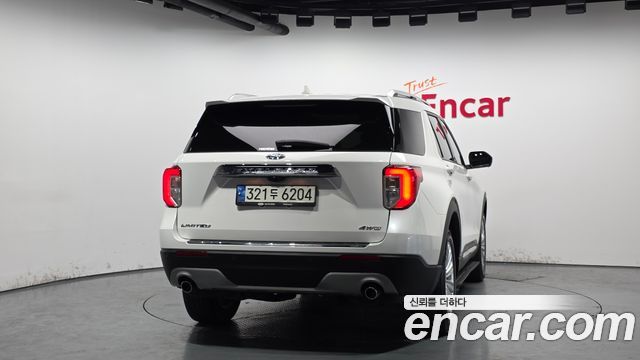 Ford Explorer 6-го поколения 2.3 LimIted 4WD - фото 3