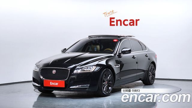 Jaguar XF X260 20d Portfolio - фото 0