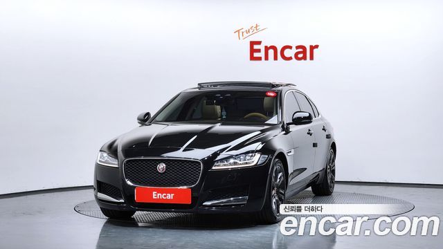 Jaguar XF X260 20d Portfolio - фото 2