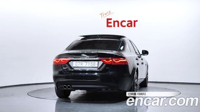 Jaguar XF X260 20d Portfolio - фото 3